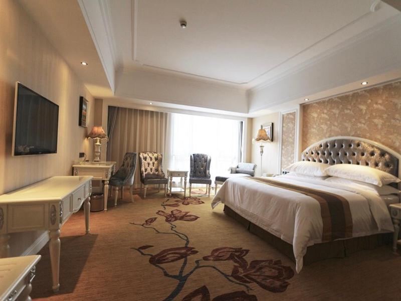 Vienna International Hotel Jieyang People'S Avenue Exterior photo